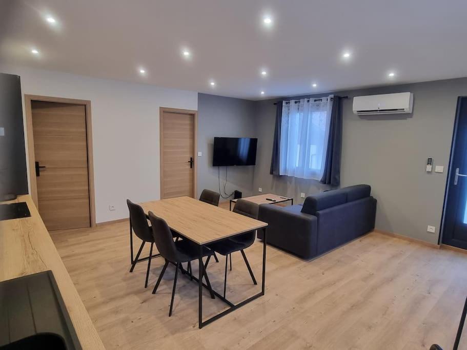 Superbe Appartement T2 Climatise, Idealement Situe Ужин Экстерьер фото